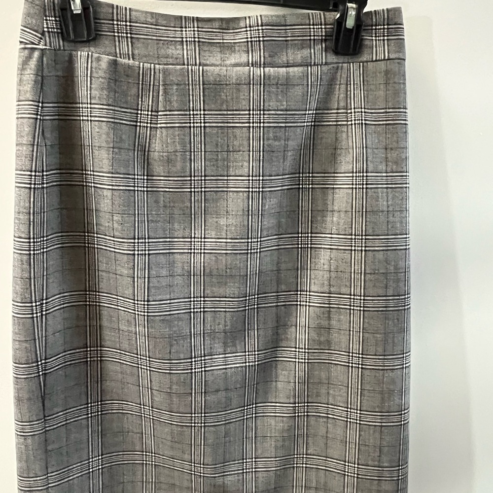 Banana Republic Gray Plaid Pencil Skirt